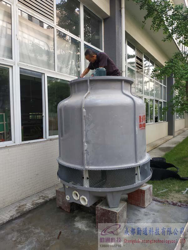 溫江40T冷卻塔安裝現場-訂購單位：成都品勝電子有限公司